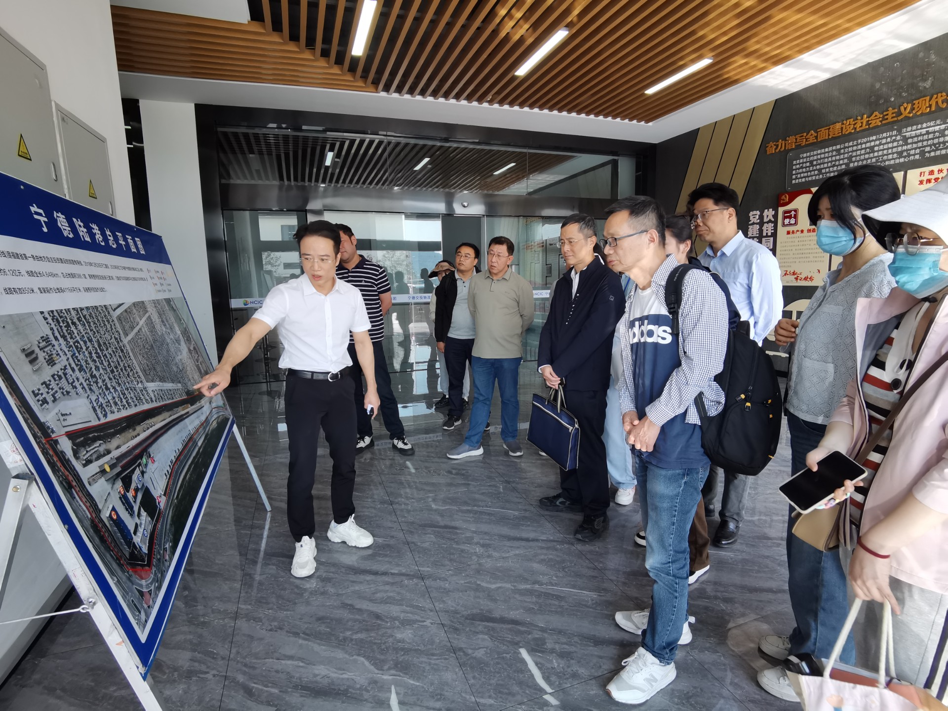 寧德汽車基地項(xiàng)目鐵路專用線擴(kuò)建工程可研報(bào)告評(píng)估會(huì)順利召開，張長明拍攝1.jpg